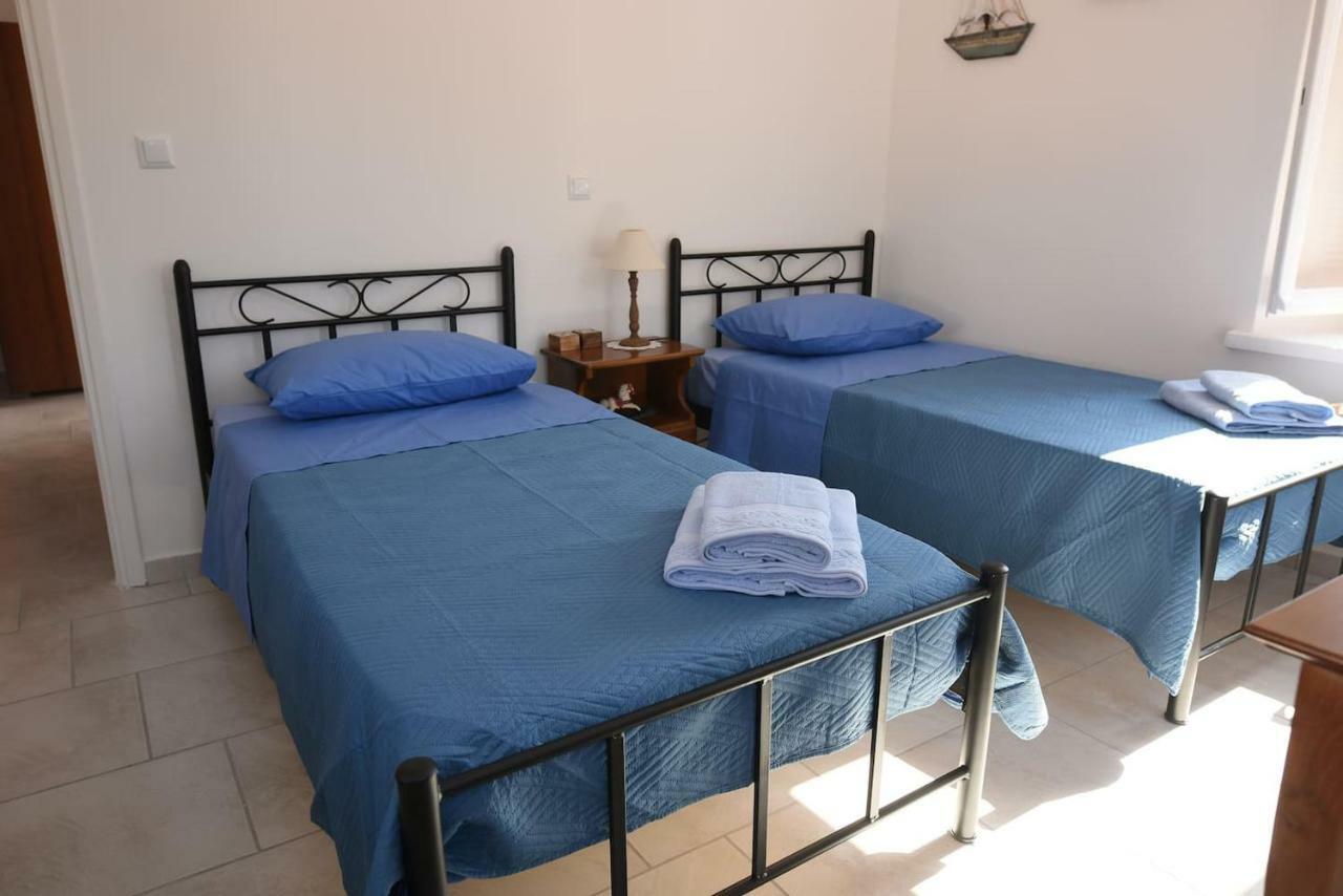 Karinia Home ليونِذيو المظهر الخارجي الصورة