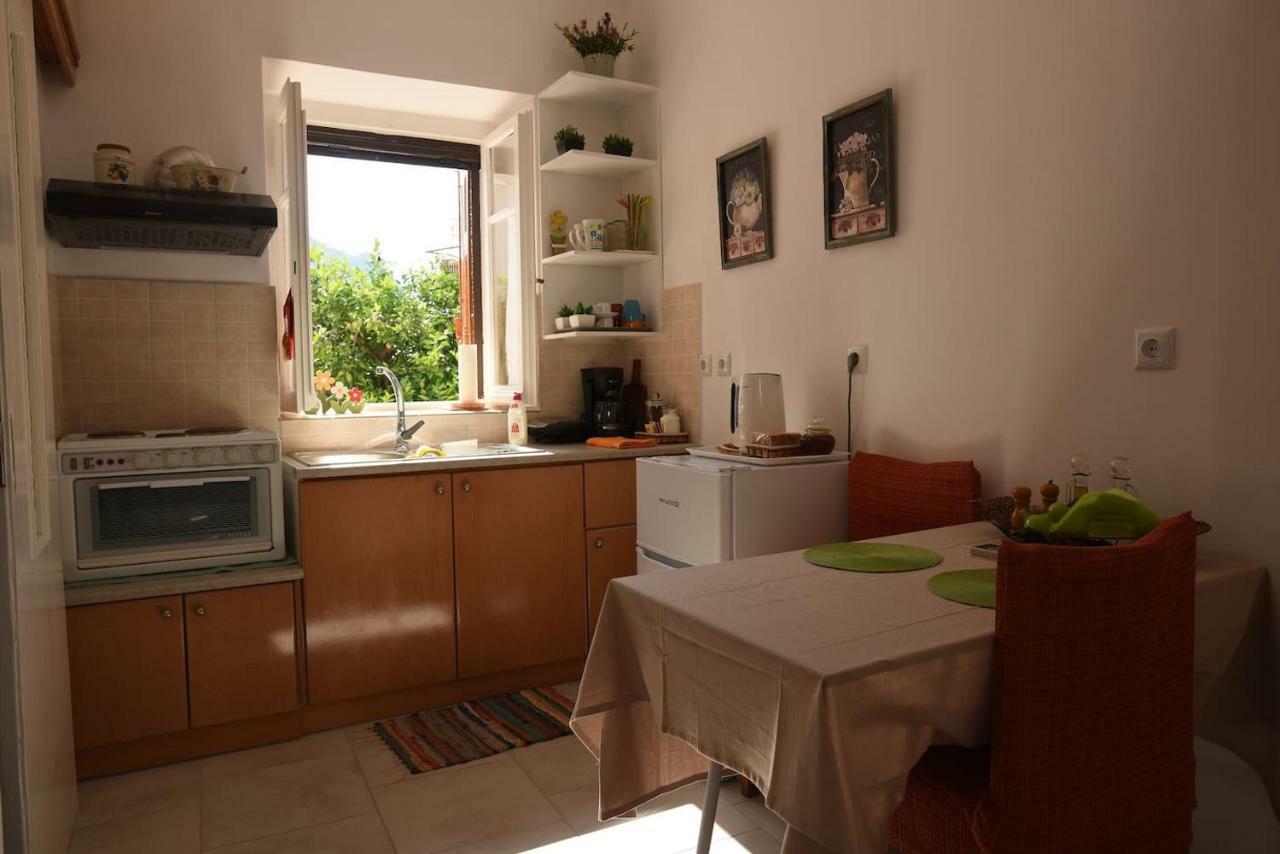 Karinia Home ليونِذيو المظهر الخارجي الصورة